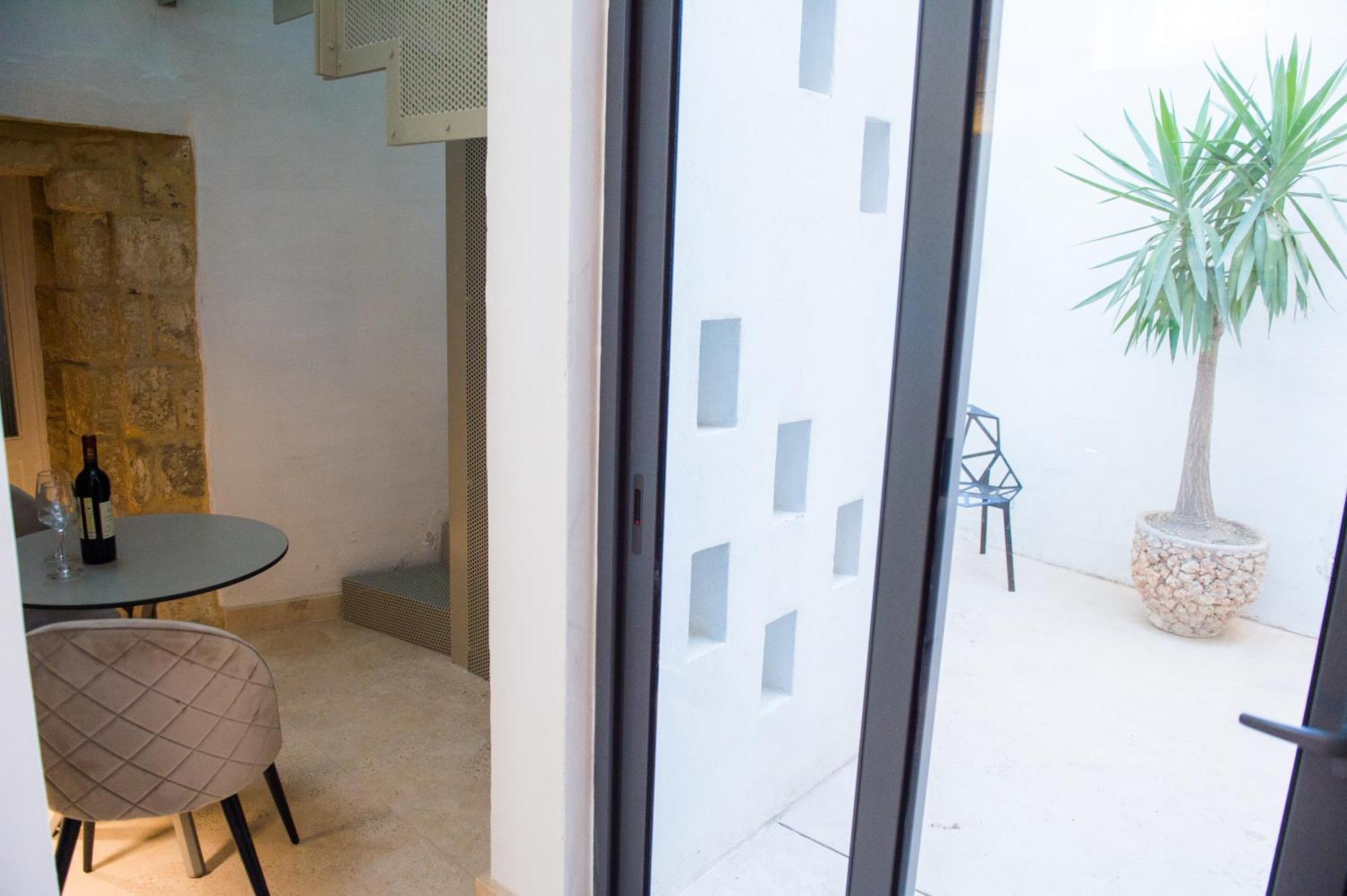 San Anton Suites 아타드 외부 사진